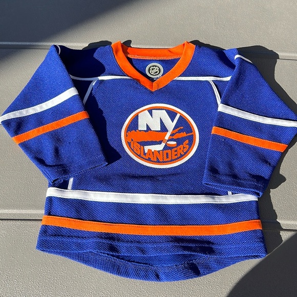 NHL ISLANDERS JERSEY - Picture 1 of 2